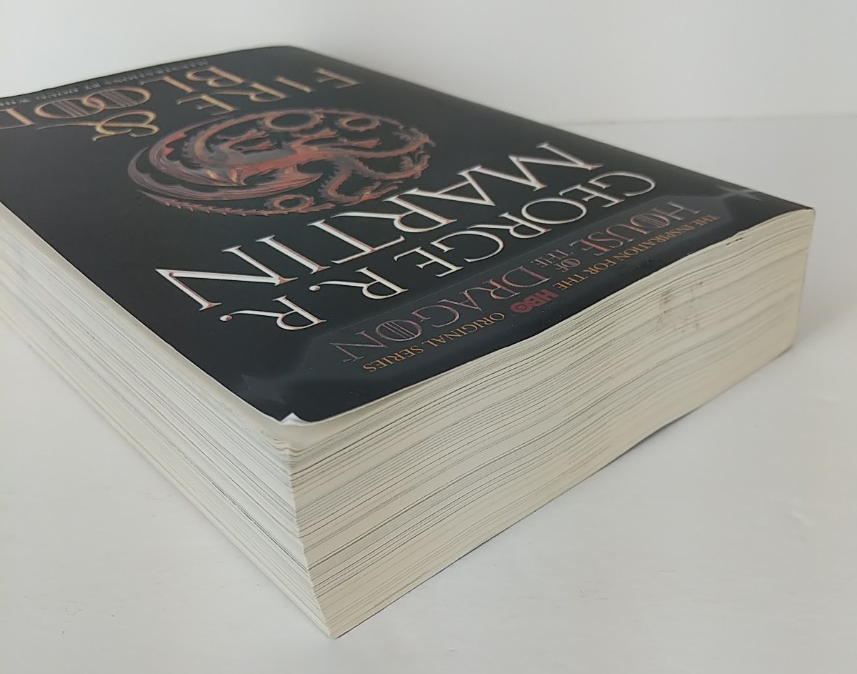 Fire & Blood~George RR Martin~Trade Paperback 6th~Illustrations Doug Wheatley
