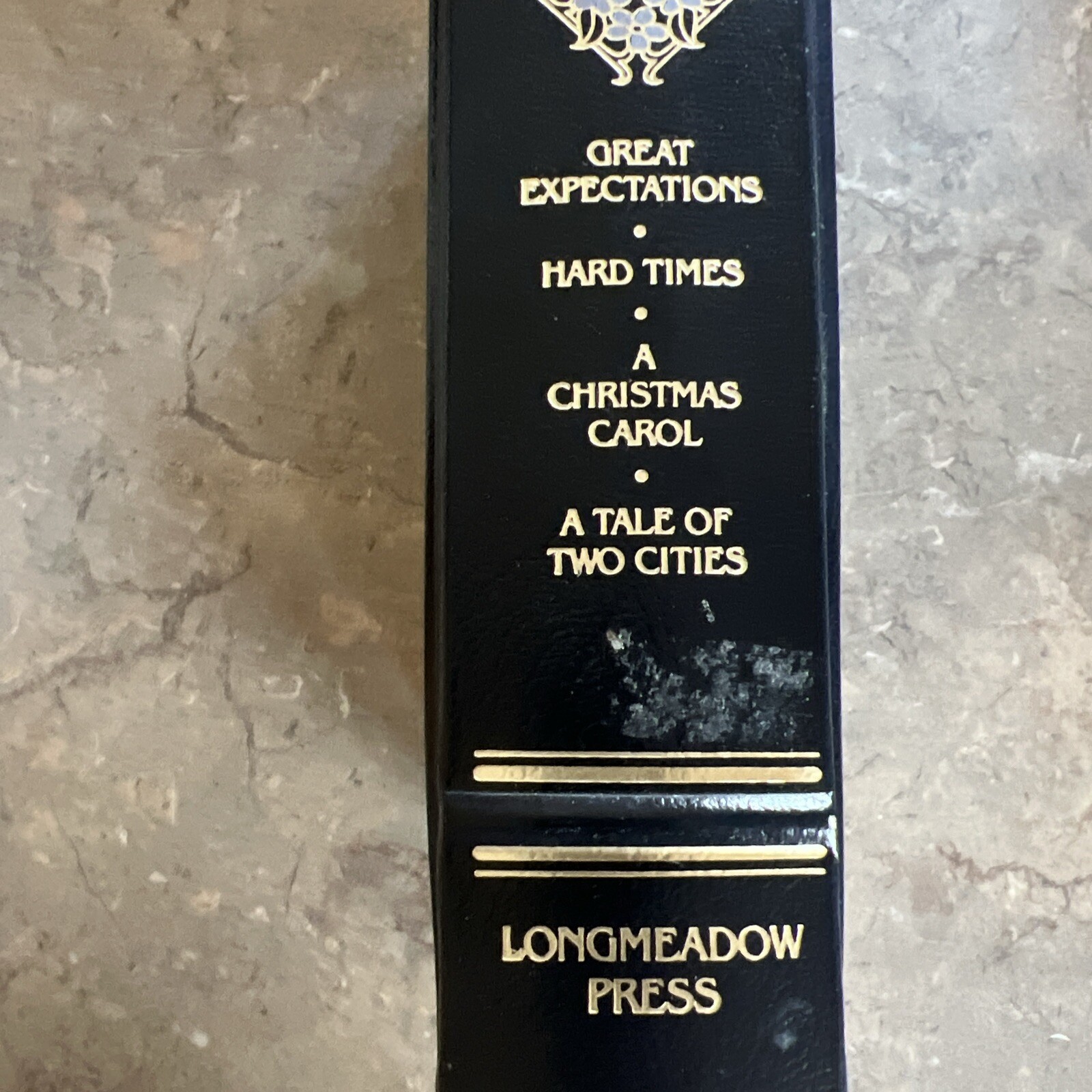 The Works of Charles Dickens Complete & Unabridged 1982 Hardcover