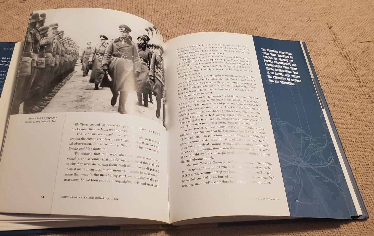 Voices of Valor : D-Day, June 6 1944 by Ronald Drez and Douglas Brinkley…