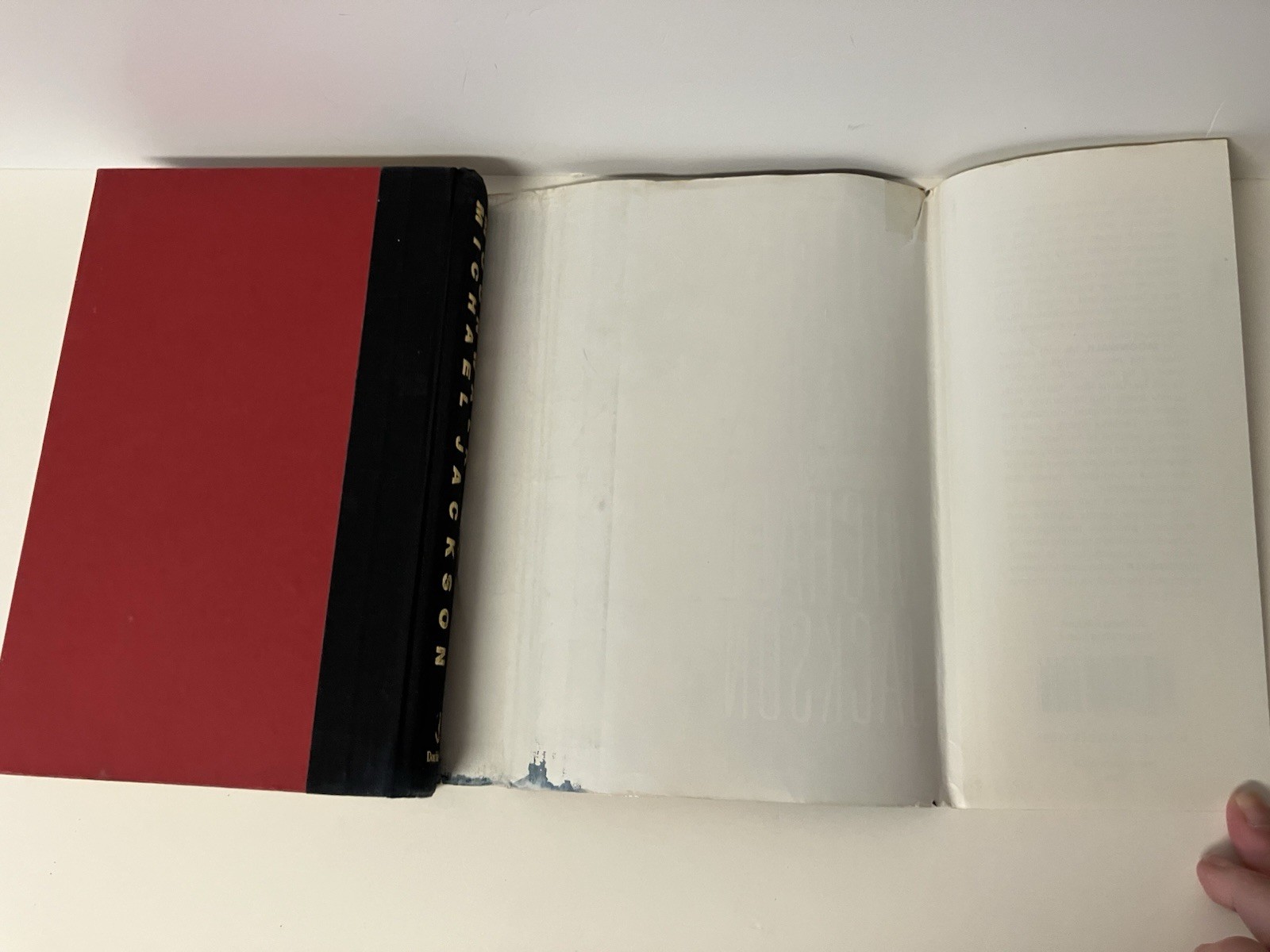 Moonwalk by Michael Jackson 1988 HCDJ Stated First Edition Printed Signature