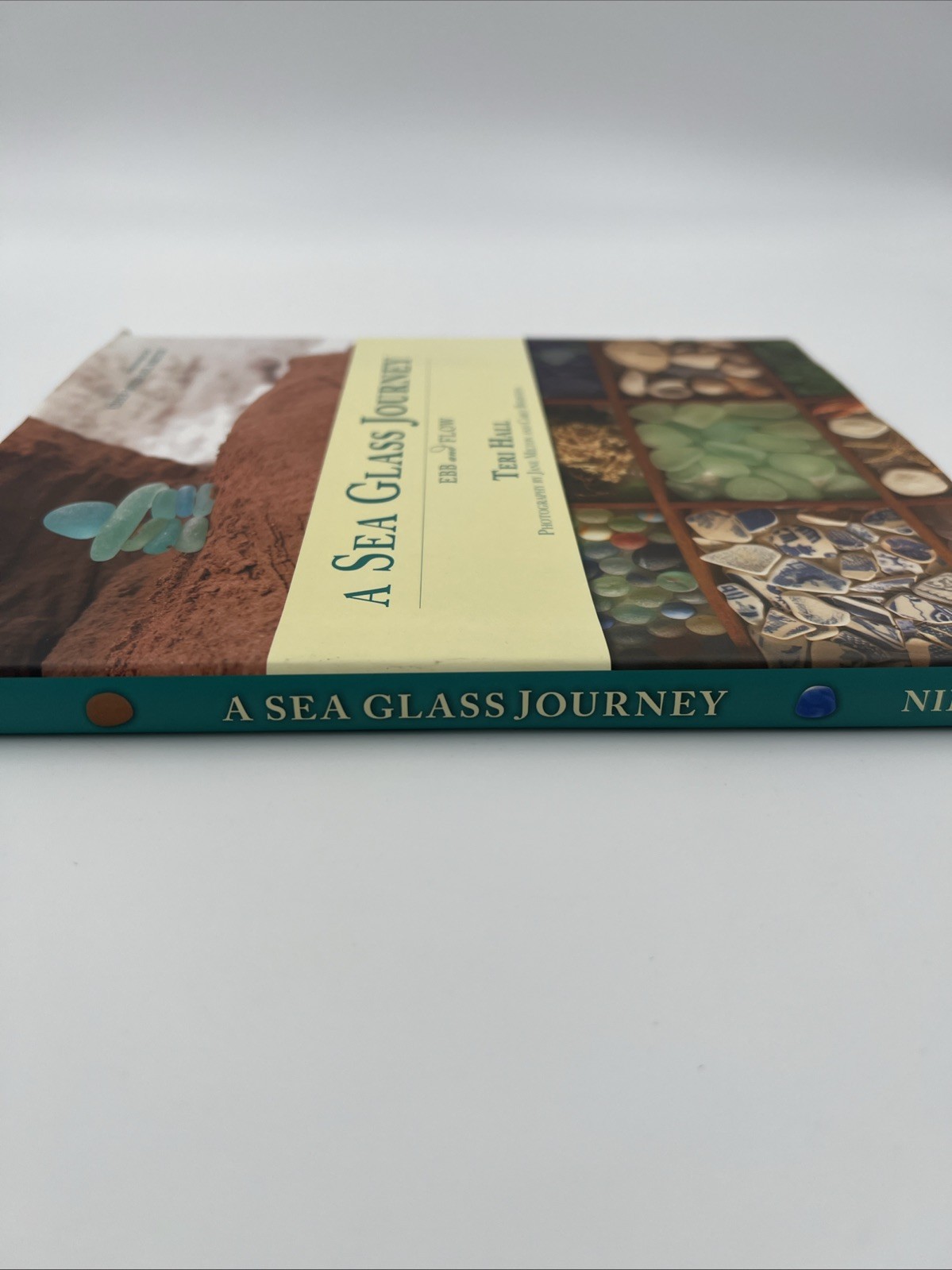 A SEA GLASS JOURNEY: EBB AND FLOW By Teri Hall – Hardcover **Mint Condition**