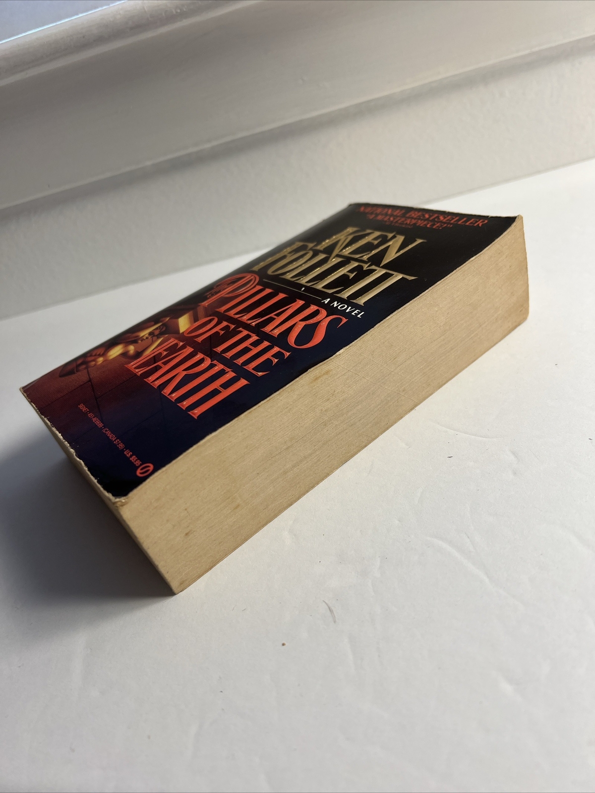 Ken Follett The Pillars of the Earth First Signet Printing 1990