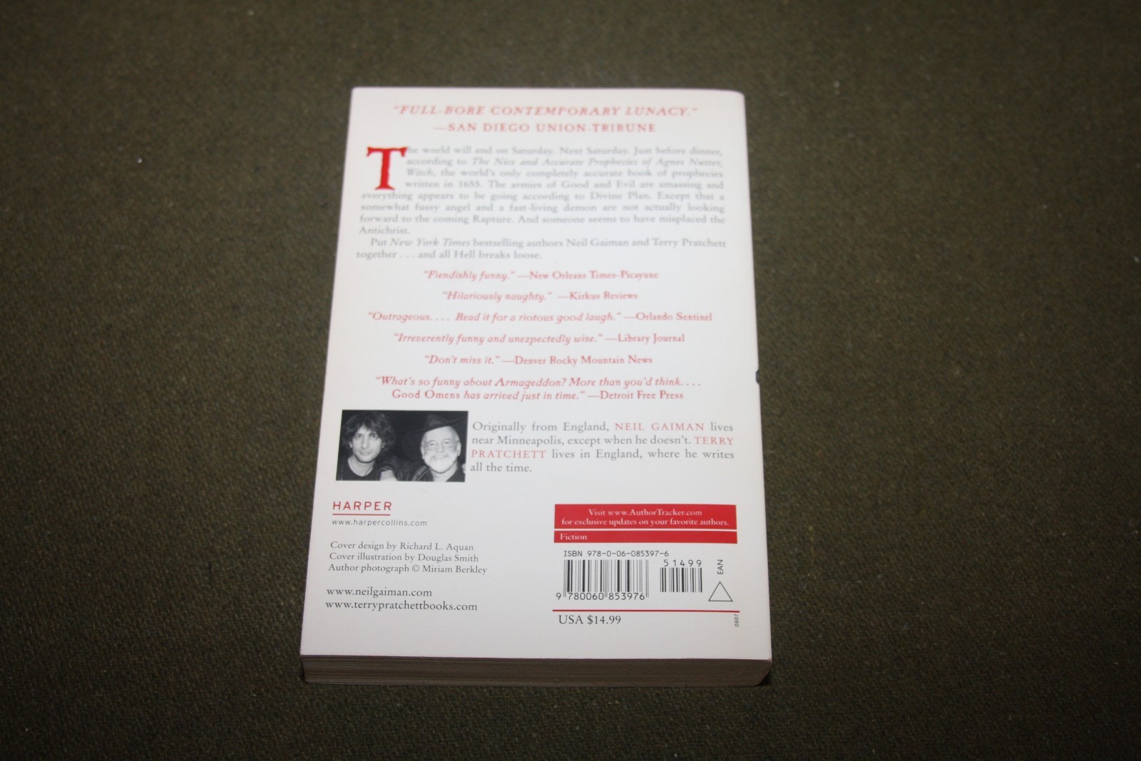 Good Omens by Neil Gaiman & Terry Pratchett 2007 TPB 10th Printing