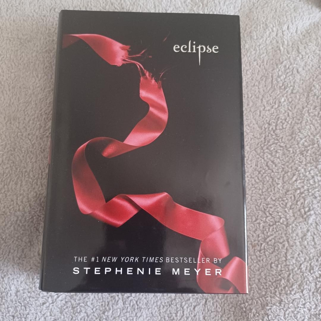 Twilight Saga By Stephenie Myer 4 Book Hardcover 2008 Collectible Box Set