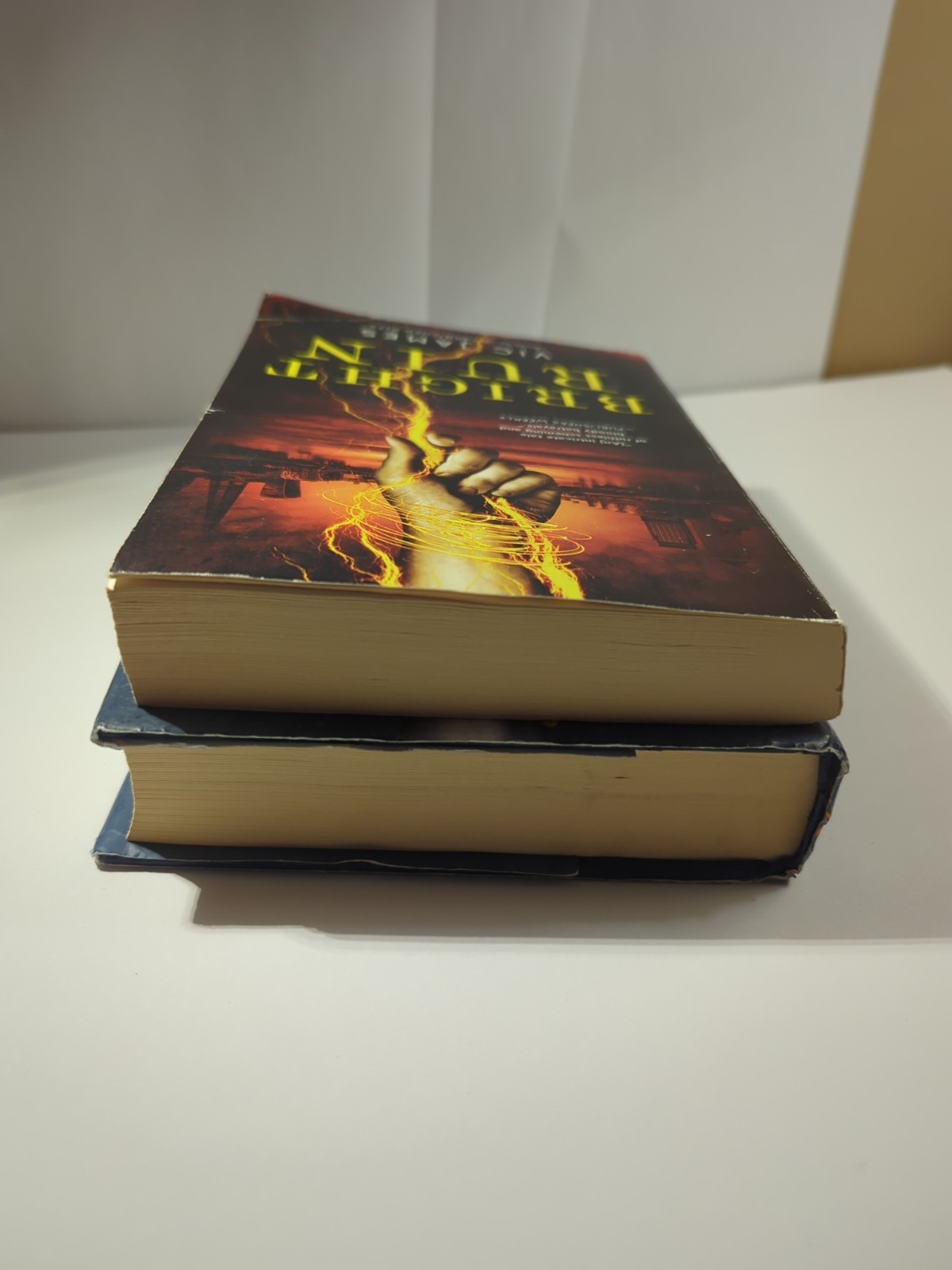 2 X Vic James, Paperback And Hardcover, Dystopian Fantasy, Books 2 And 3