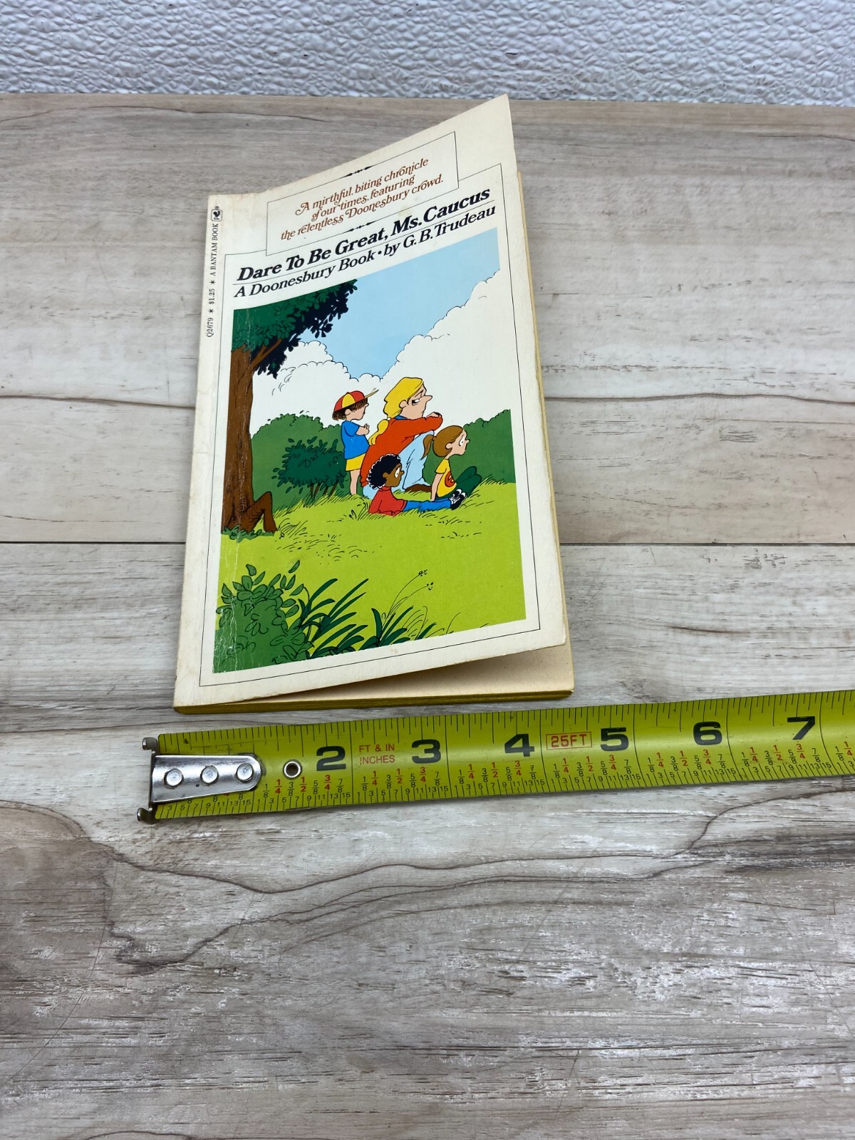 Vtg 1976 Dare To Be Great Ms. Caucus A Doonesbury Book By G.B. Trudeau