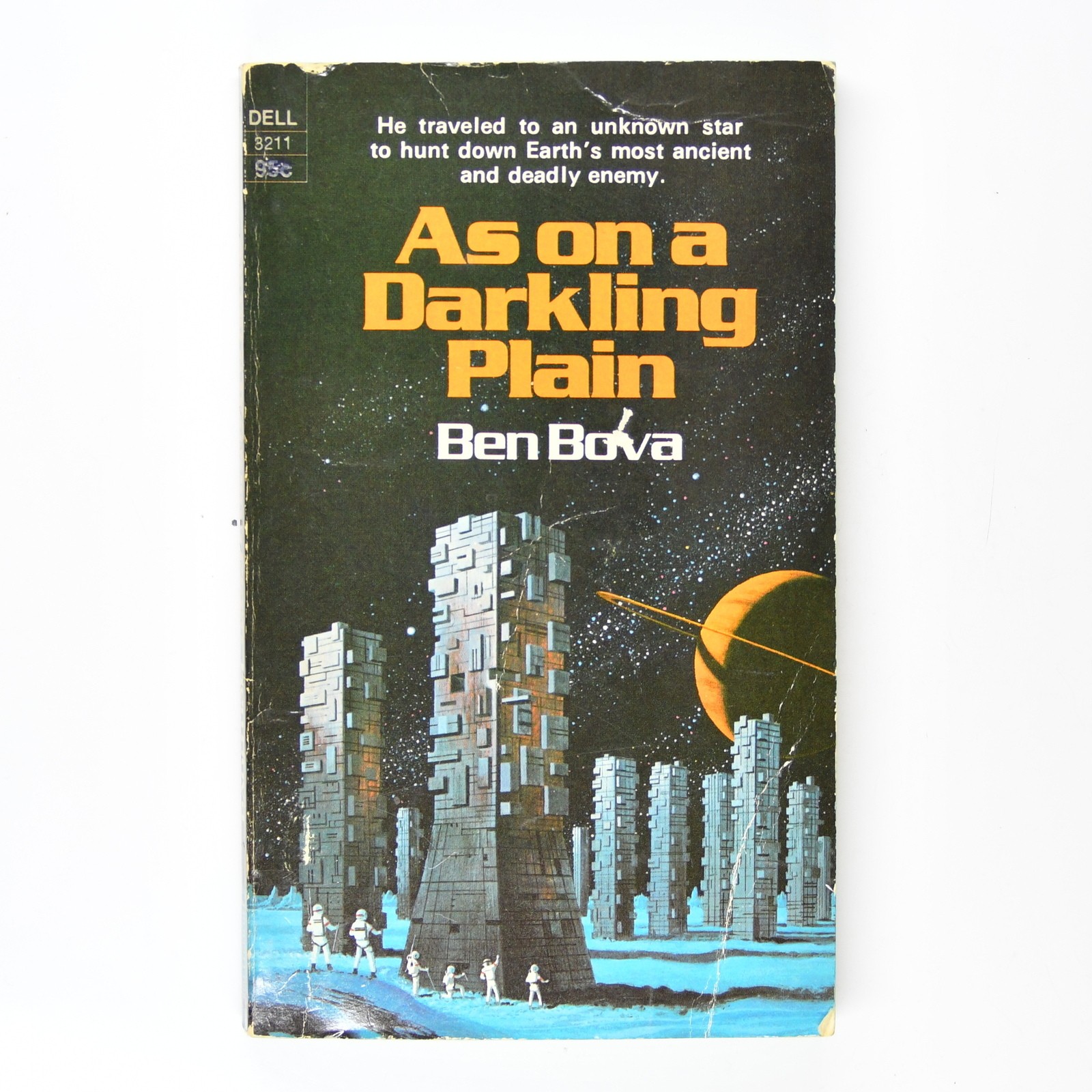 As on a Darkling Plain by Ben Bova 1974 First Dell Printing