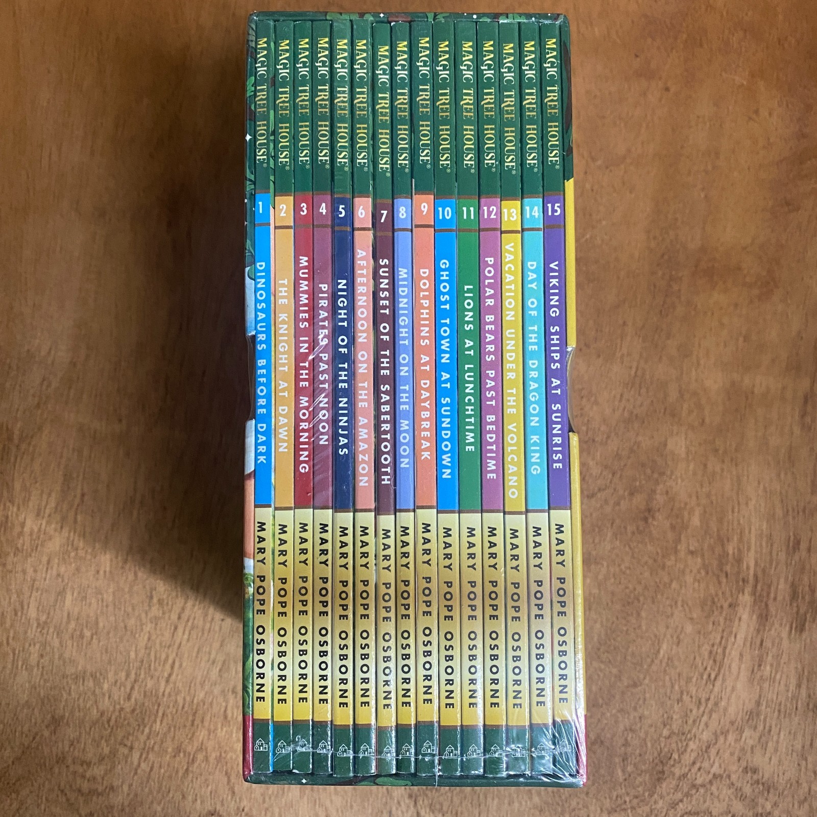 New Magic Tree House Boxed Set First Collection Books 1-15 Mary Pope Osborne