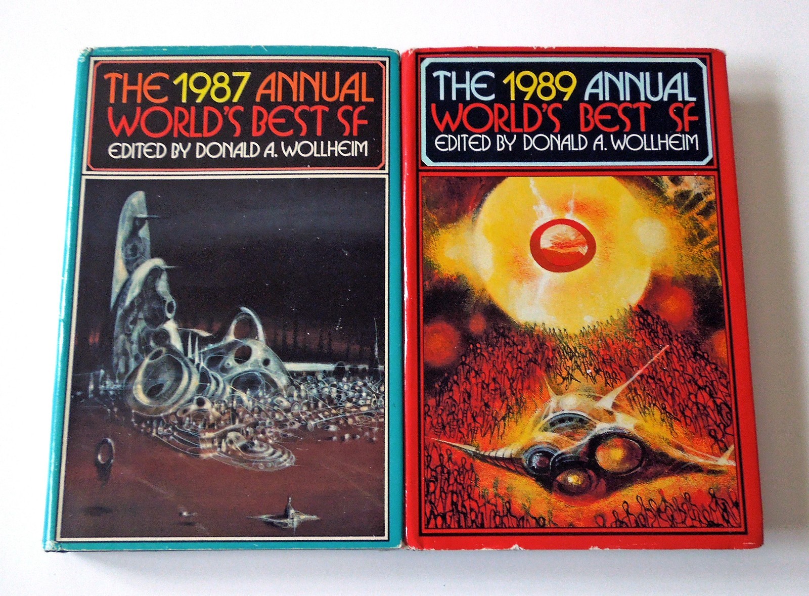Lot of 34 Sci-fi/Fantasy Hardcover Books: Wolfe, Norton, Bradbury & others!