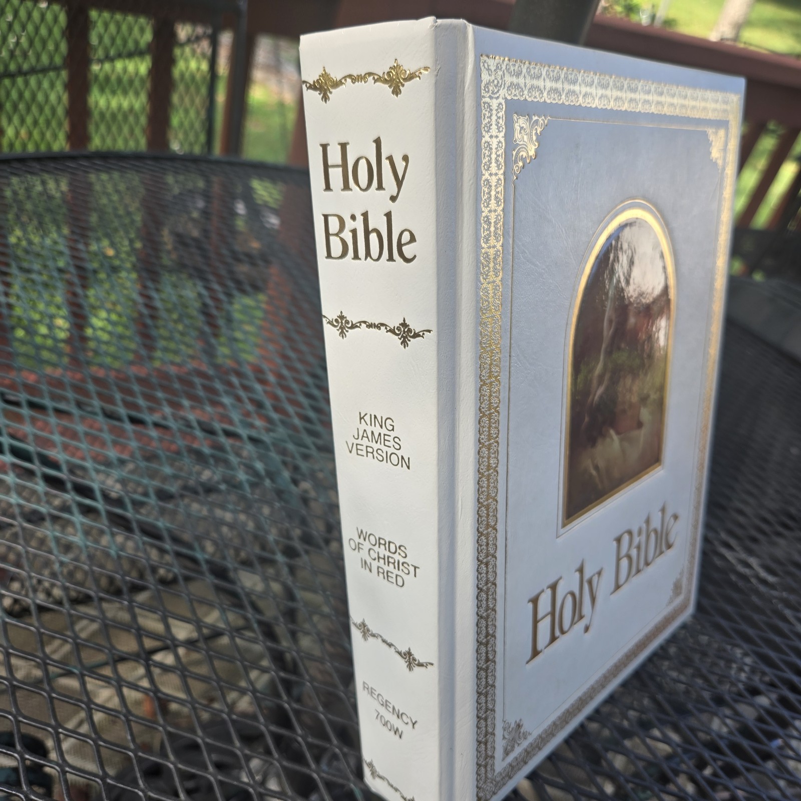 Vintage 1971 Holy Bible Regency King James Version Red Letter White Gold EUC 🙏