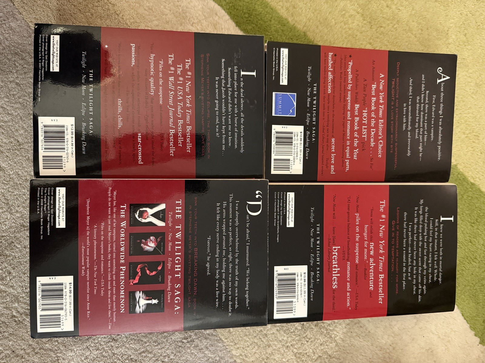 Twilight Saga 1-4 Set Stephanie Meyer New Moon Eclipse Breaking Dawn