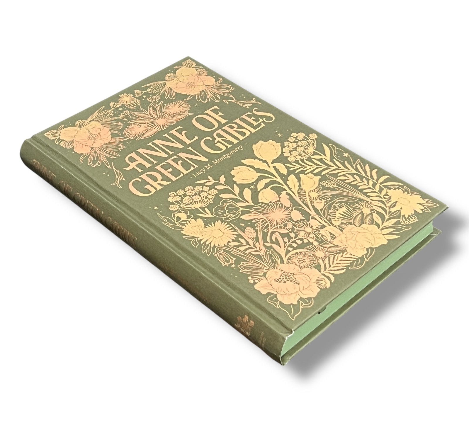 ANNE OF GREEN GABLES by L. M. Montgomery Collector’s Luxe Edition Hardcover