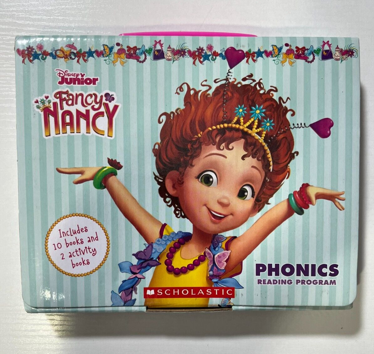 Fancy Nancy PHONICS Reading Program By Scholastic