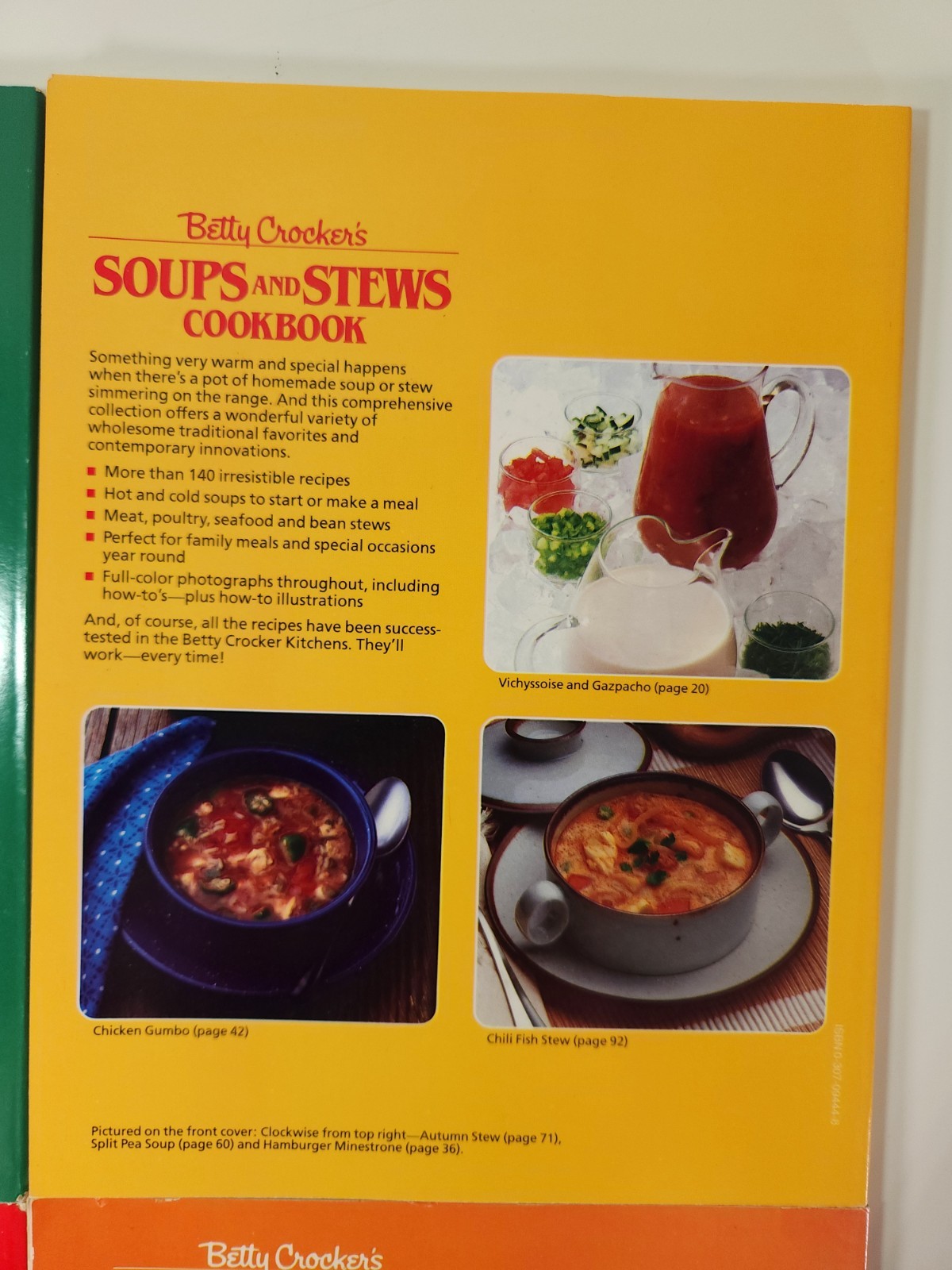 Vintage Betty Crocker Family Favorites Cookbook Lot of 4 with Slipcase 1980s