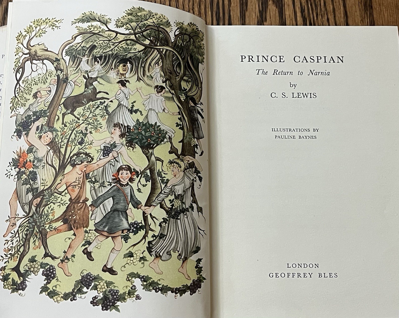 PRINCE CASPIAN : The Return to Narnia : C. S. Lewis : Pauline Baynes : vtg hbdj