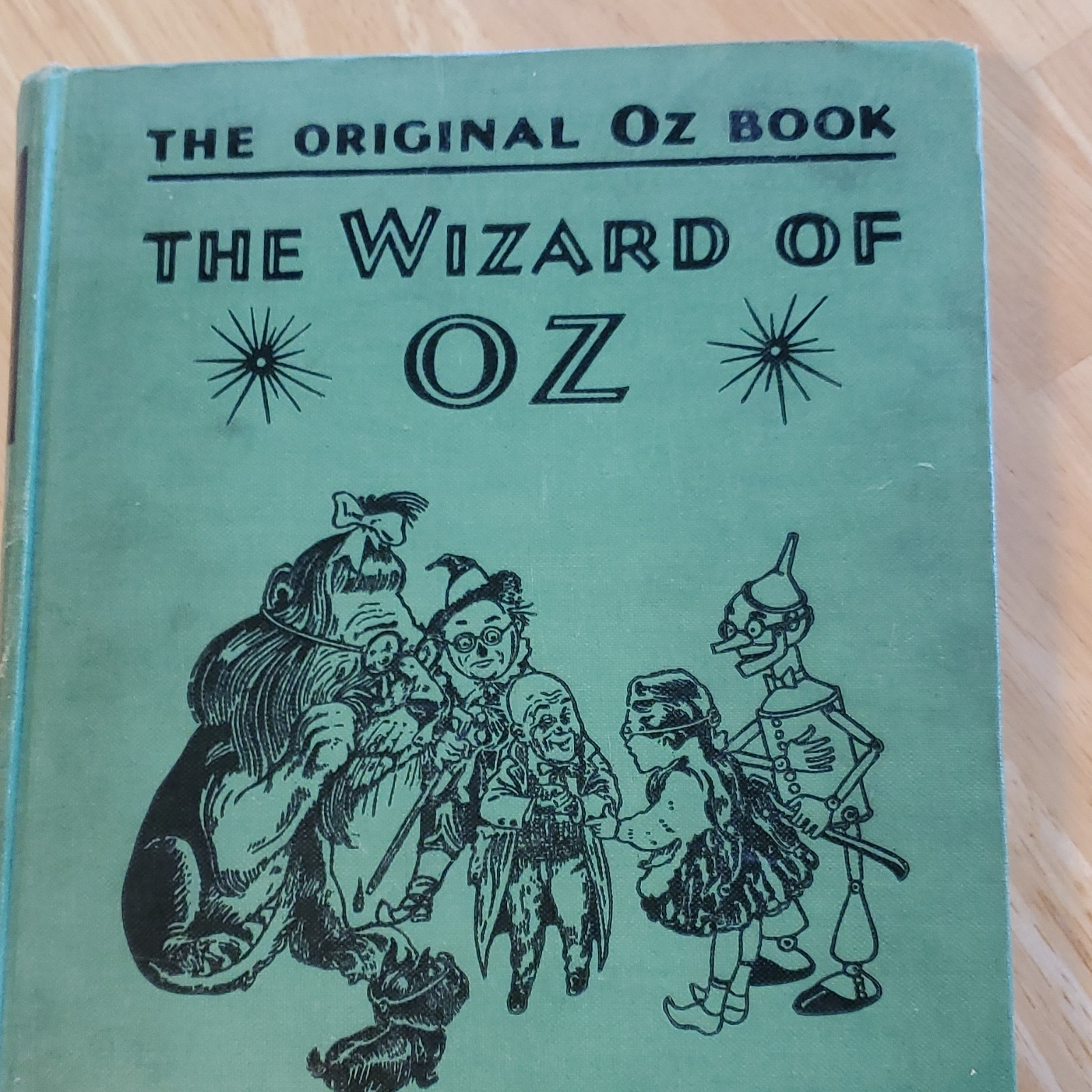 The New Wizard of Oz Hardcover Illustrated – L. Frank Baum, W. W. Denslow
