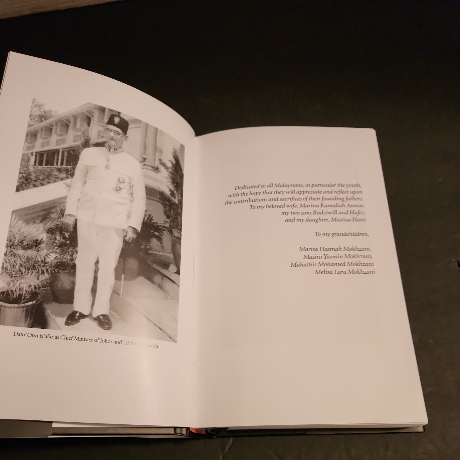 Reflections Of Pre-independence Malaya, Hardcover Slipcase Book, Mohamed Abid 04