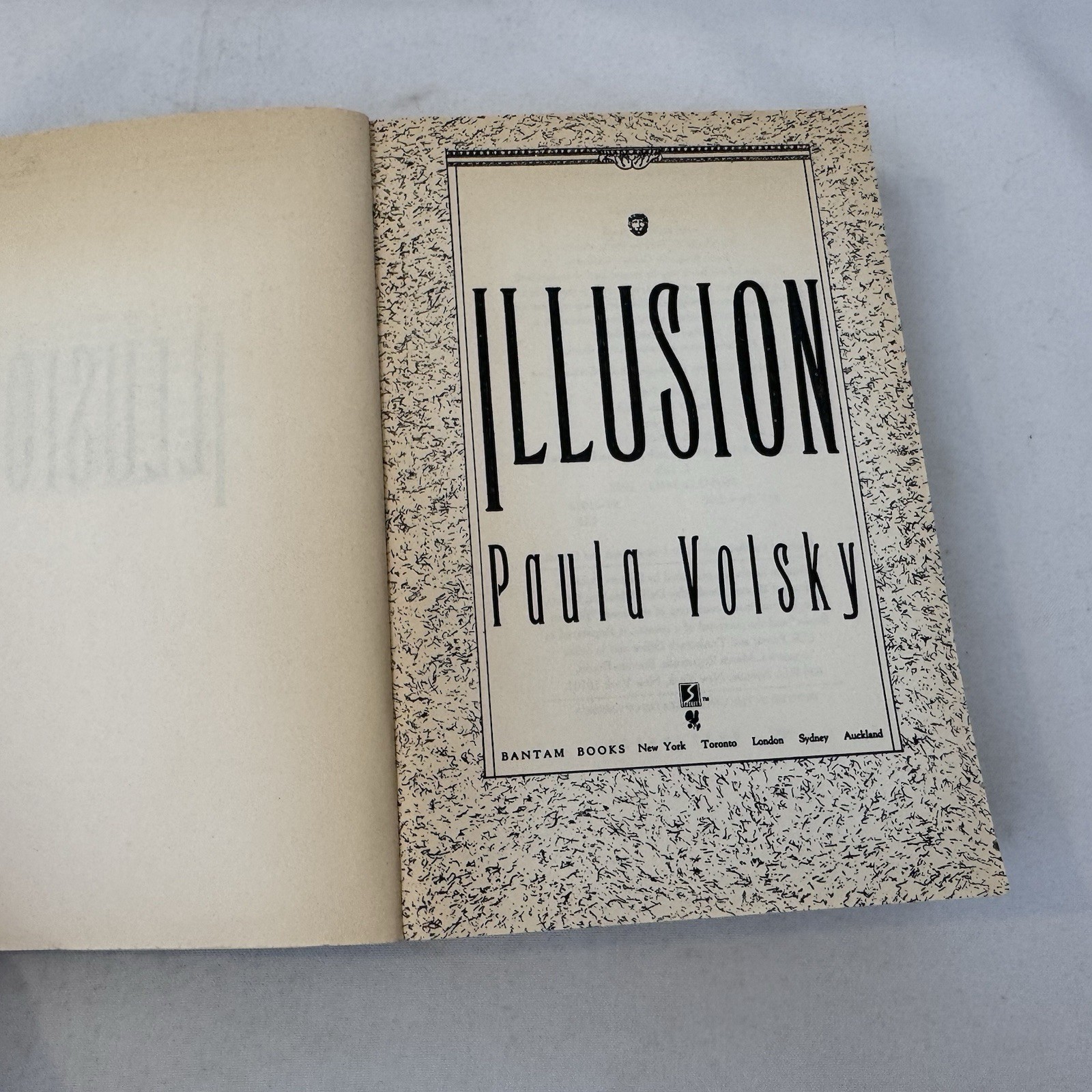 Illusion by Paula Volsky 1992 Paperback Fantasy Novel Bantam High Fantasy