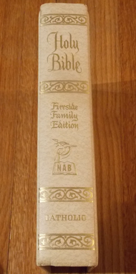 HOLY BIBLE Fireside Family Edition CATHOLIC~1971/72~New American~NAB~GREAT SHAPE