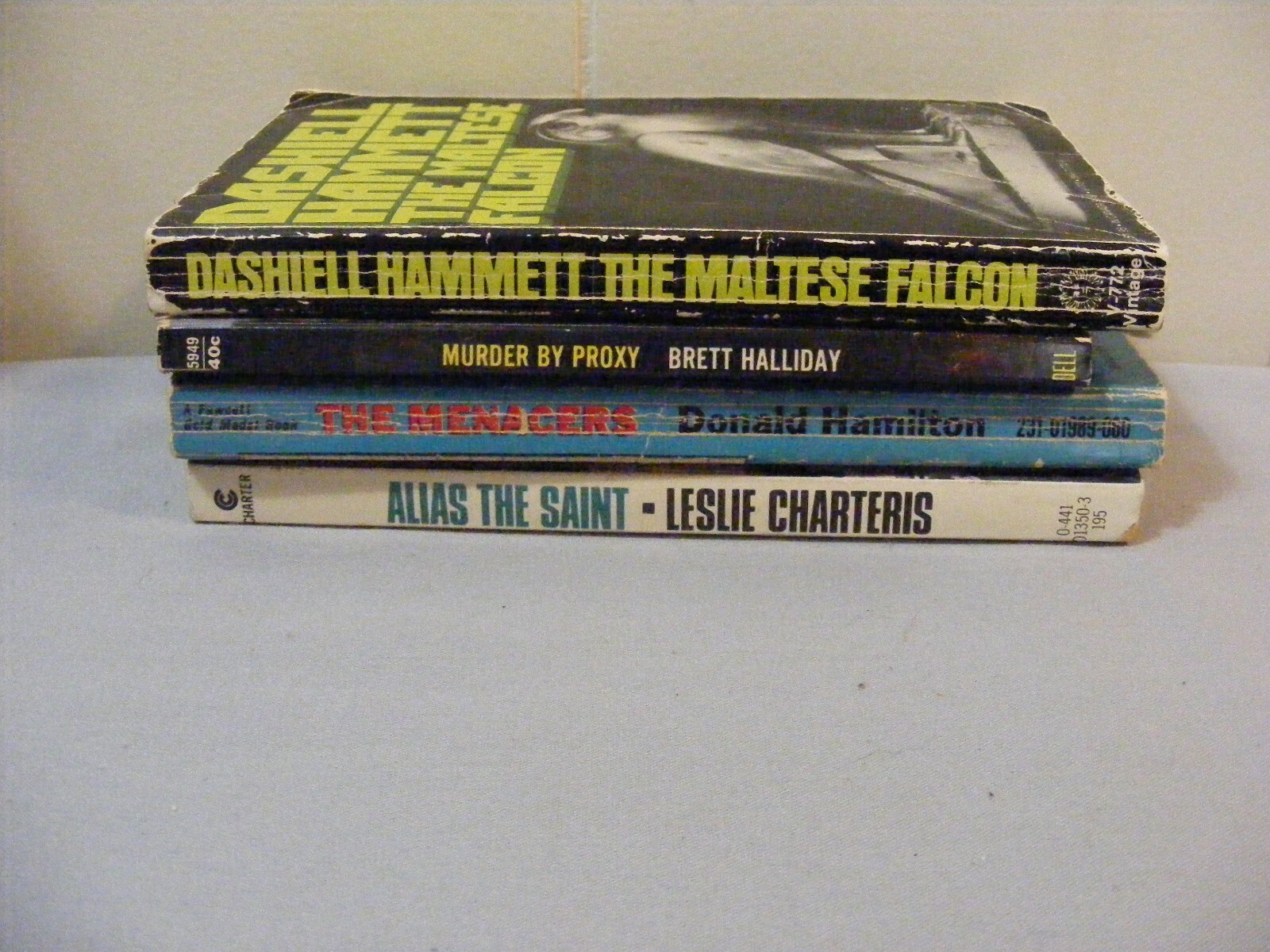 (4) VINTAGE MYSTERIES – different authors -Hamilton/Halliday plus pbs FREE SHIP
