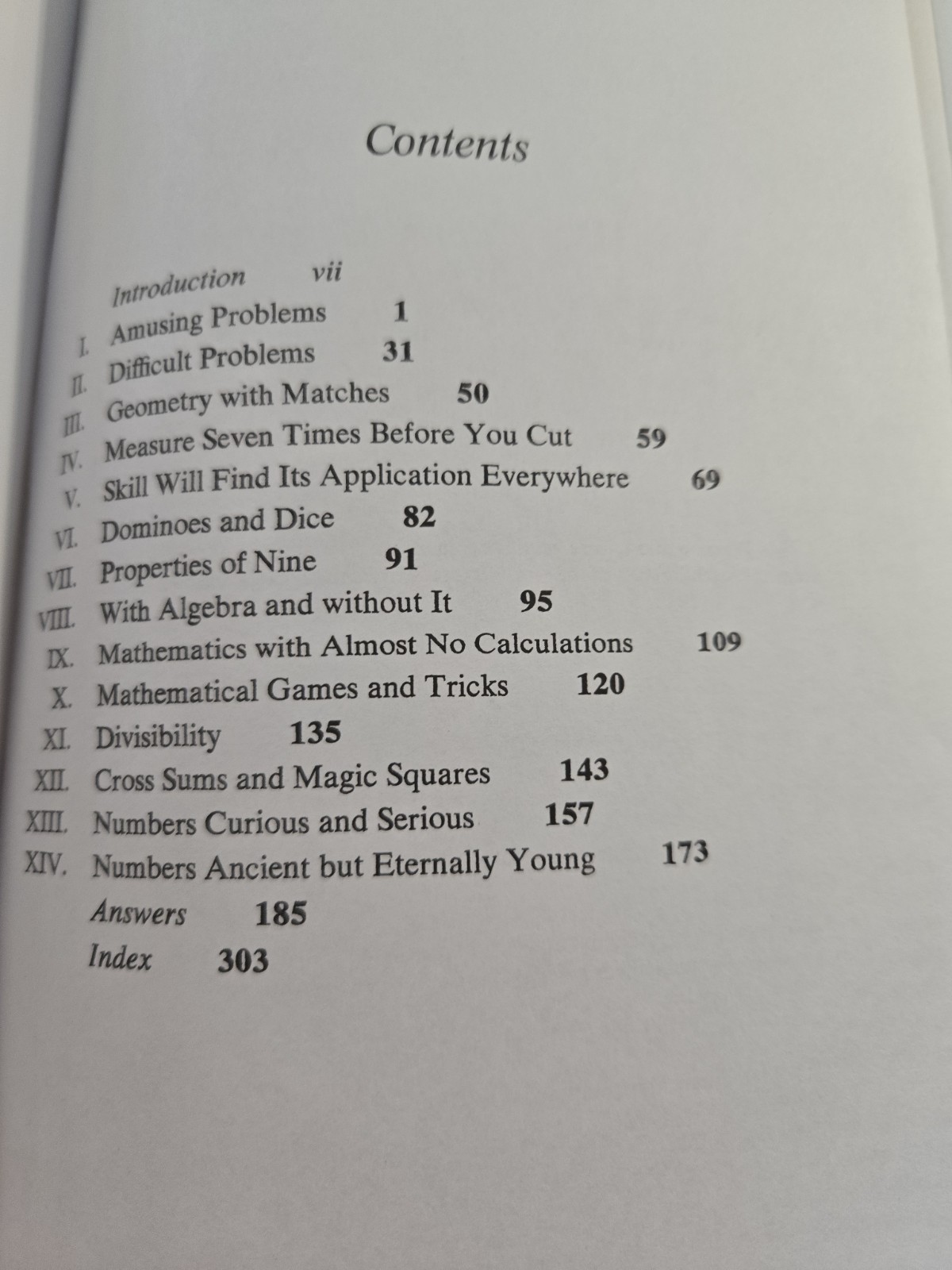 The Moscow Puzzles: 359 Mathematical Recreations (DovePublication) – Good