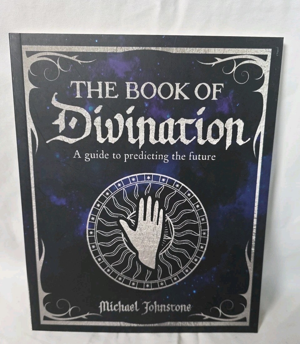 Michael Johnstone The Book of Divination (Paperback) (UK IMPORT)