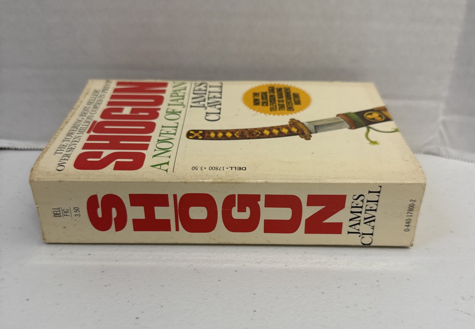 Shogun by James Clavell Vintage 1980 Paperback Novel Book