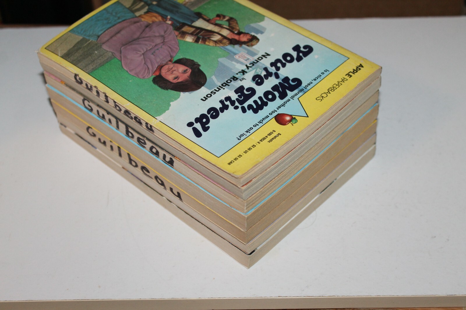 7 APPLE MIDDLE SCHOOL BOOKS MY DOG ATE IT BAD NEWS BALLET THE BROCCOLI TAPES