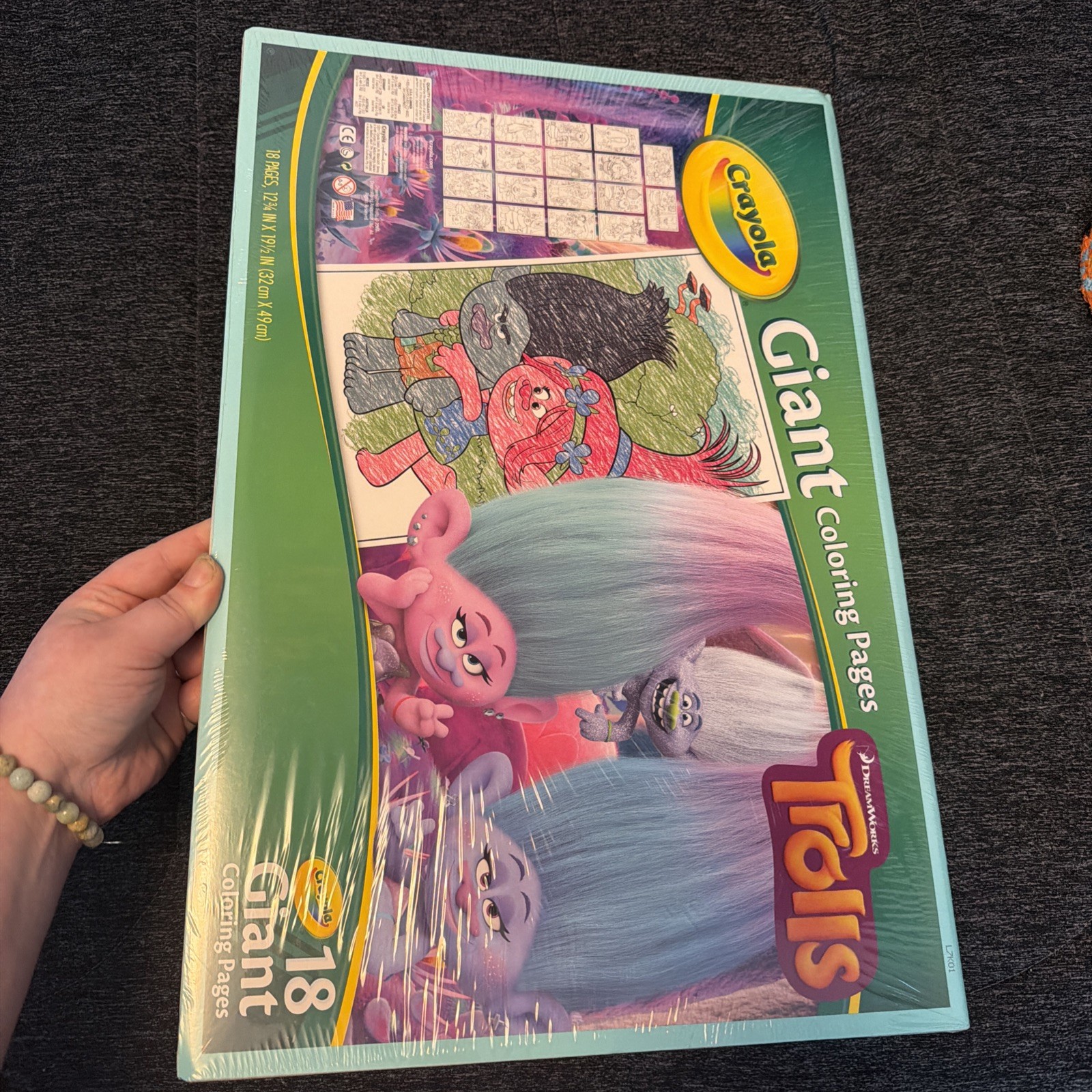 Dreamworks Trolls Crayola 18 Pages Giant Coloring Pages Book. Brand New Sealed