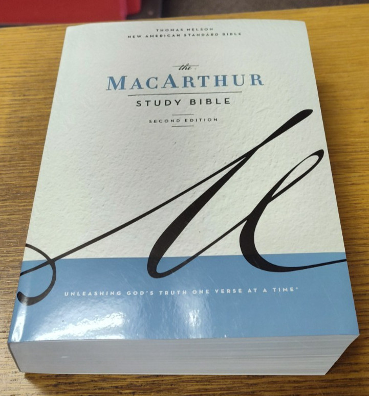 The MacArthur Study Bible, Second Edition (2020 Trade Paperback)