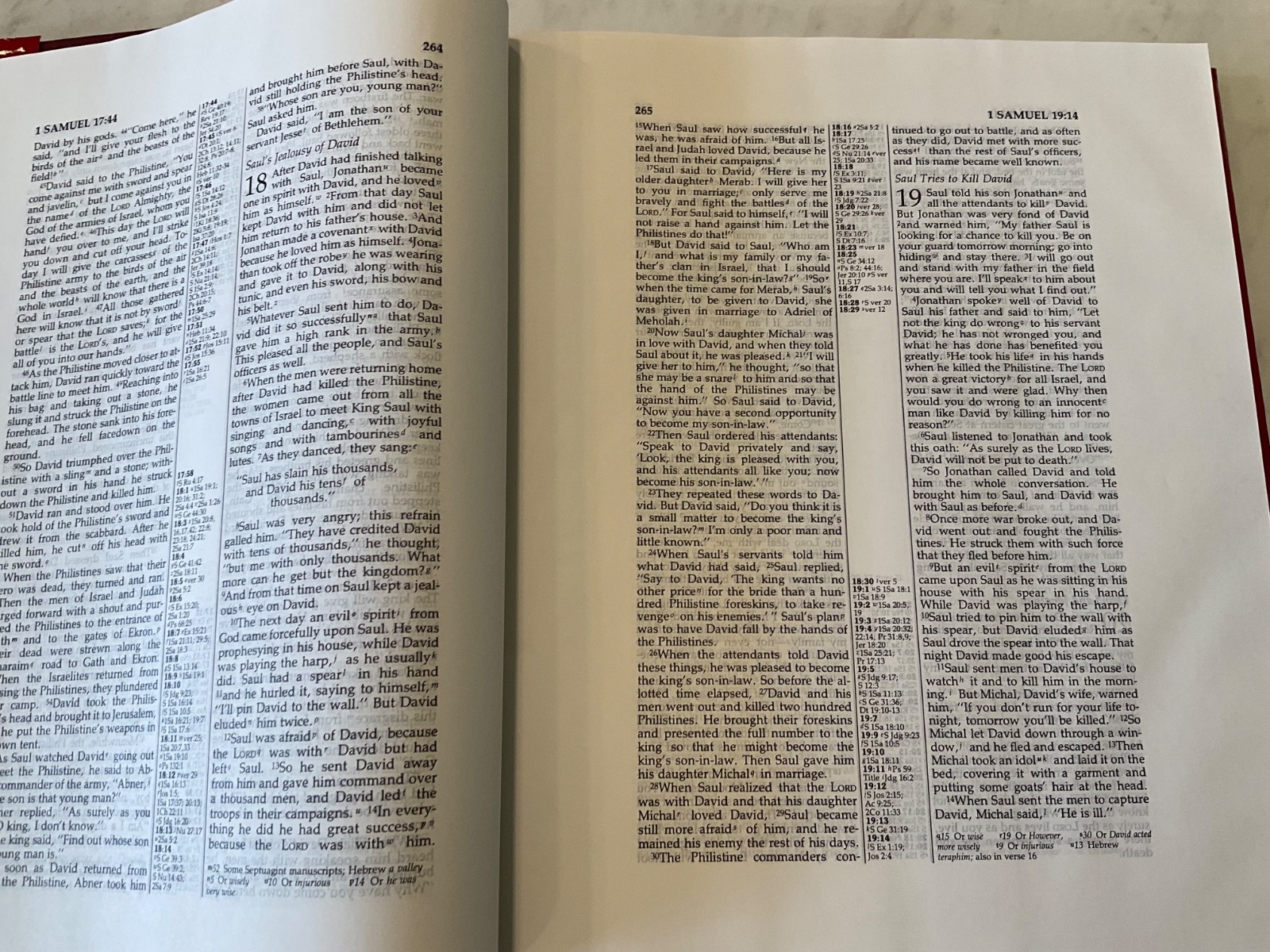 NIV Wide Margin Reference Bible Cambridge Hardcover Text 1984
