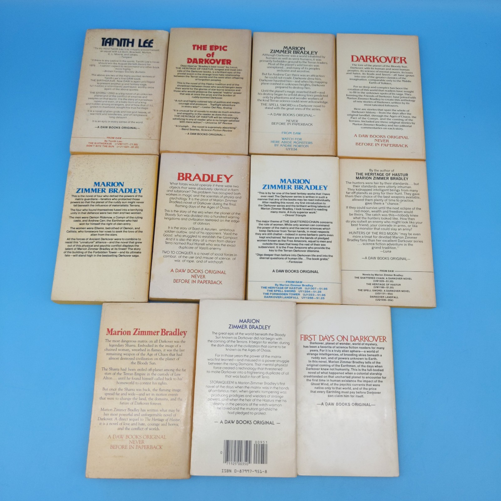 DAW Yellow Spine lot x35 vintage science fiction fantasy Carter Bradley Norton +
