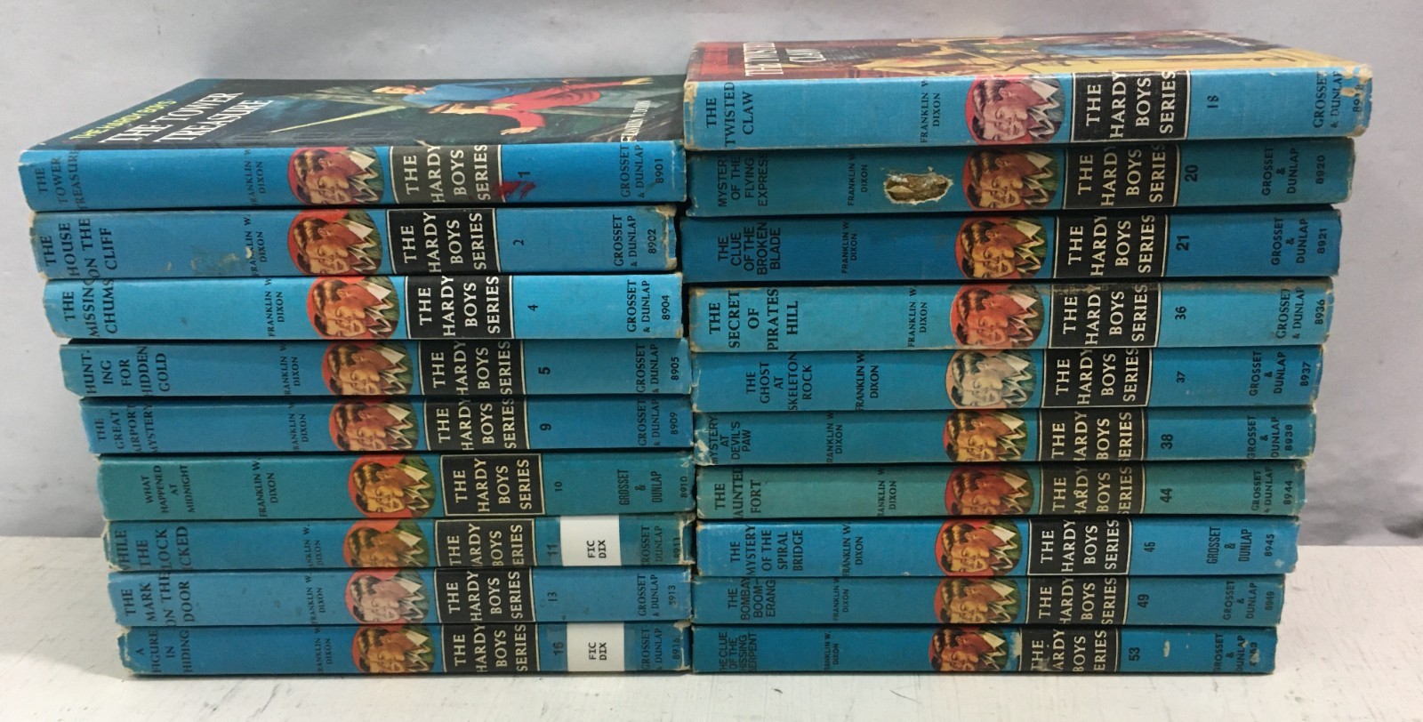 Lot of 19 Different Hardy Boys Books Franklin W Dixon Matte HARDCOVERS