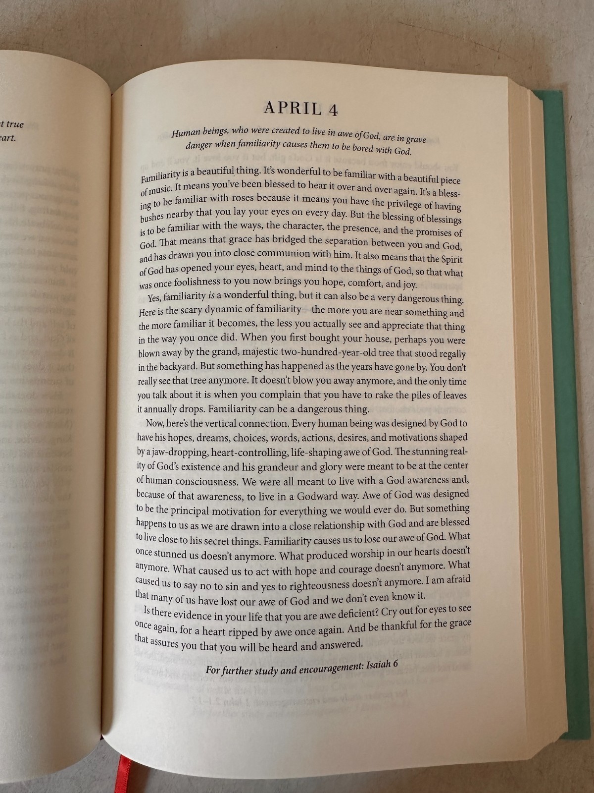 New Morning Mercies : A Daily Gospel Devotional by Paul David Tripp 2014