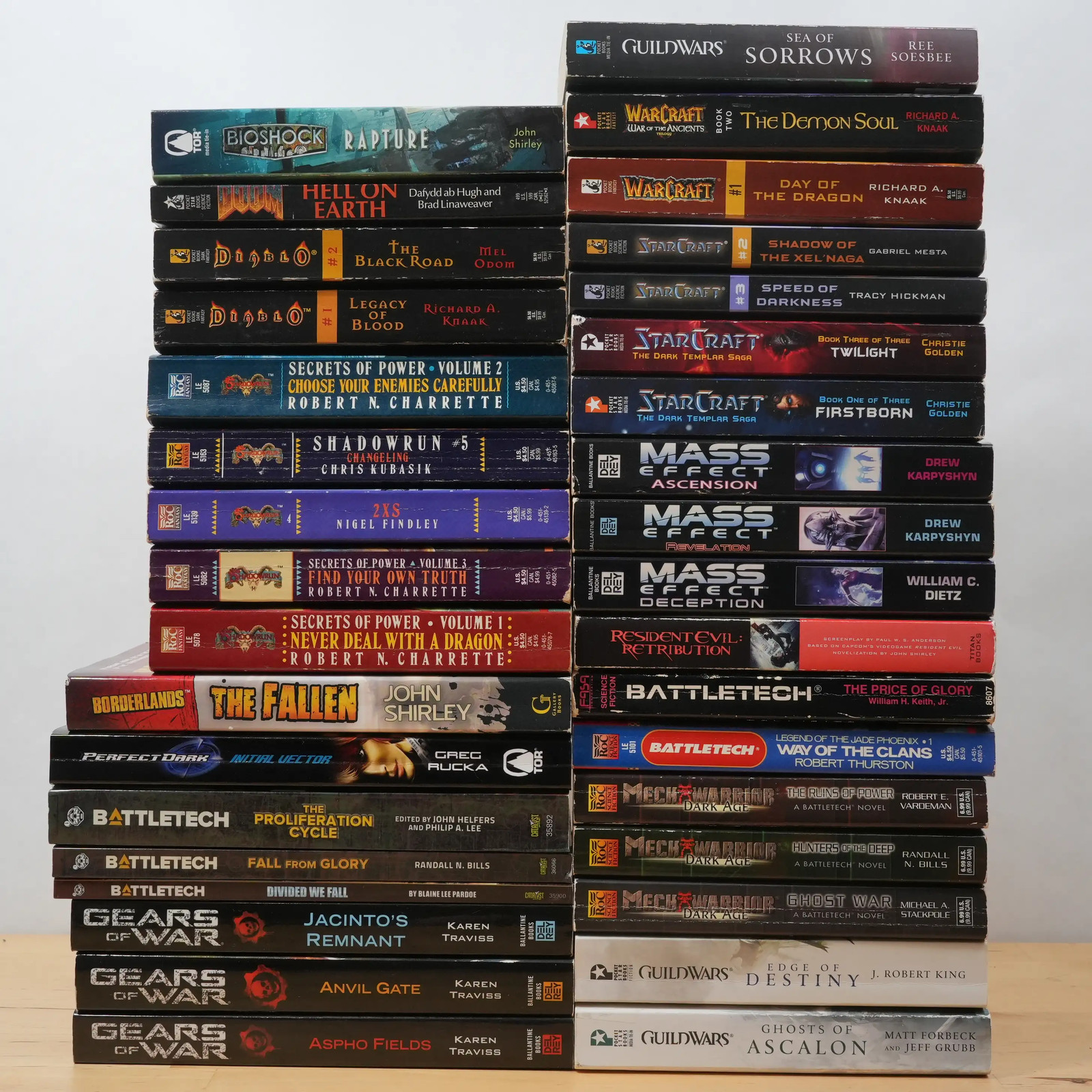 Video Game and Table Top Game Novels – 35 Book Lot – Doom, Diablo, Battletech…
