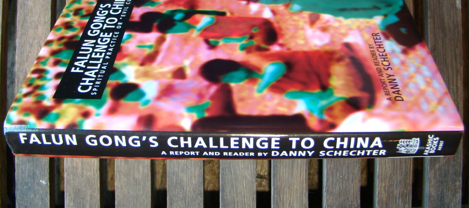 Falun Gong’s Challenge To China: Spiritual Practice Or “Evil Cult”? ⭑2000 HC⭑