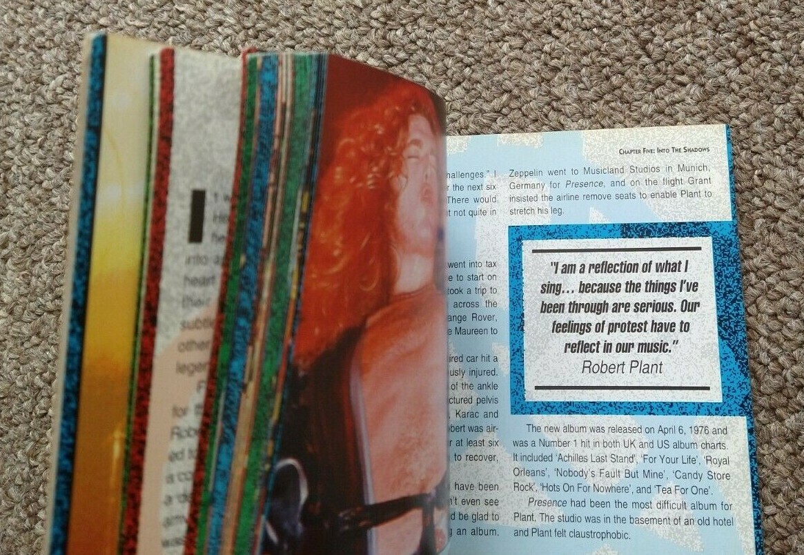 LED ZEPPELIN Collectable CD Sz format Book by Chris Welch w/ Color Illustrations