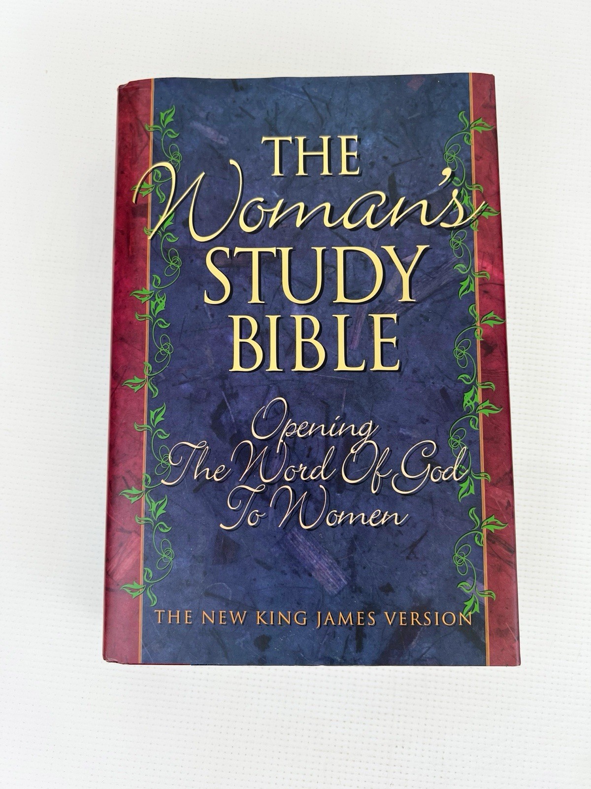 The Woman’s Study Bible Opening the Word of God to Women by Thomas Nelson