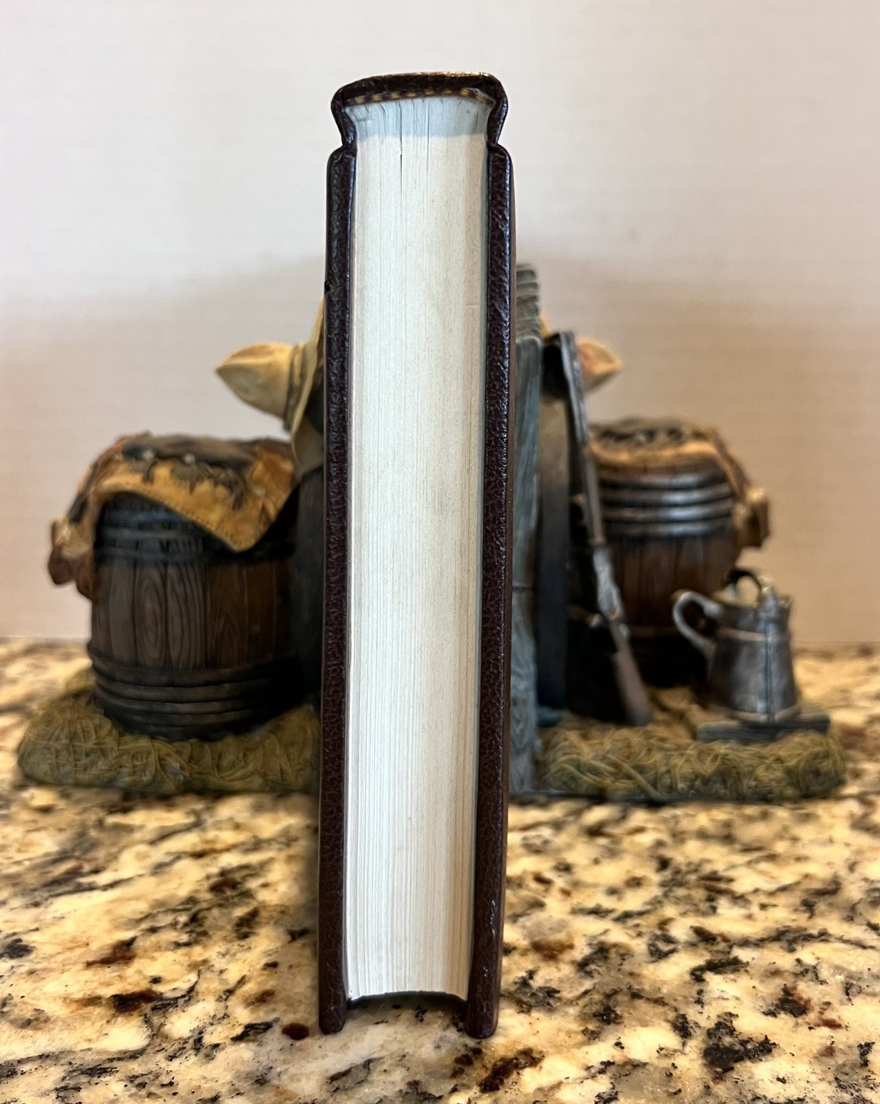 A Trail of Memories: The Quotations of Louis L’Amour Leatherette — VERY GOOD