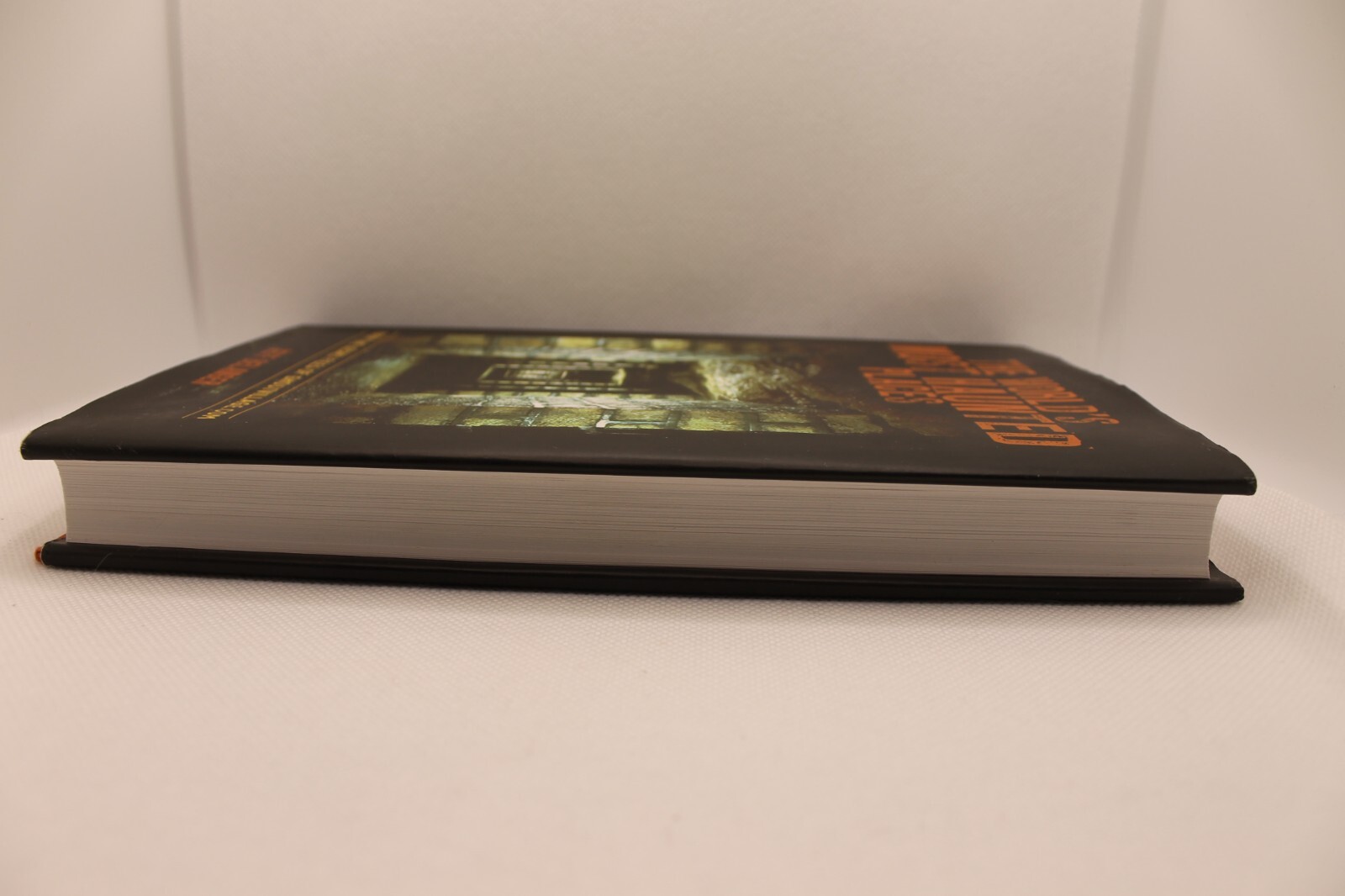 The World’s Most Haunted Places by Jeff Belanger 2007 Hardcover GhostVillage.com