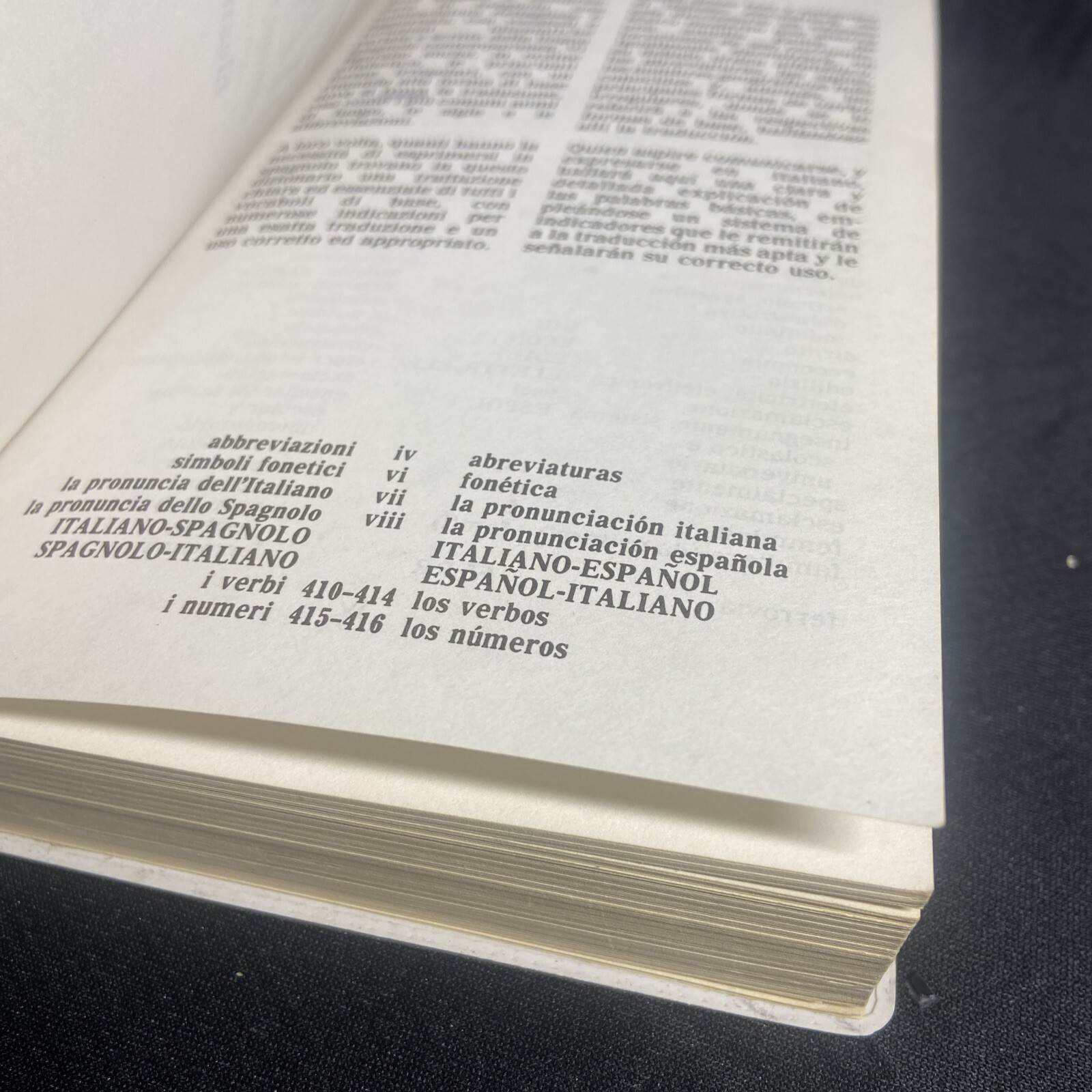 Collins Mondadori Italian Dictionary Paperback Water Resistant Cover Travel