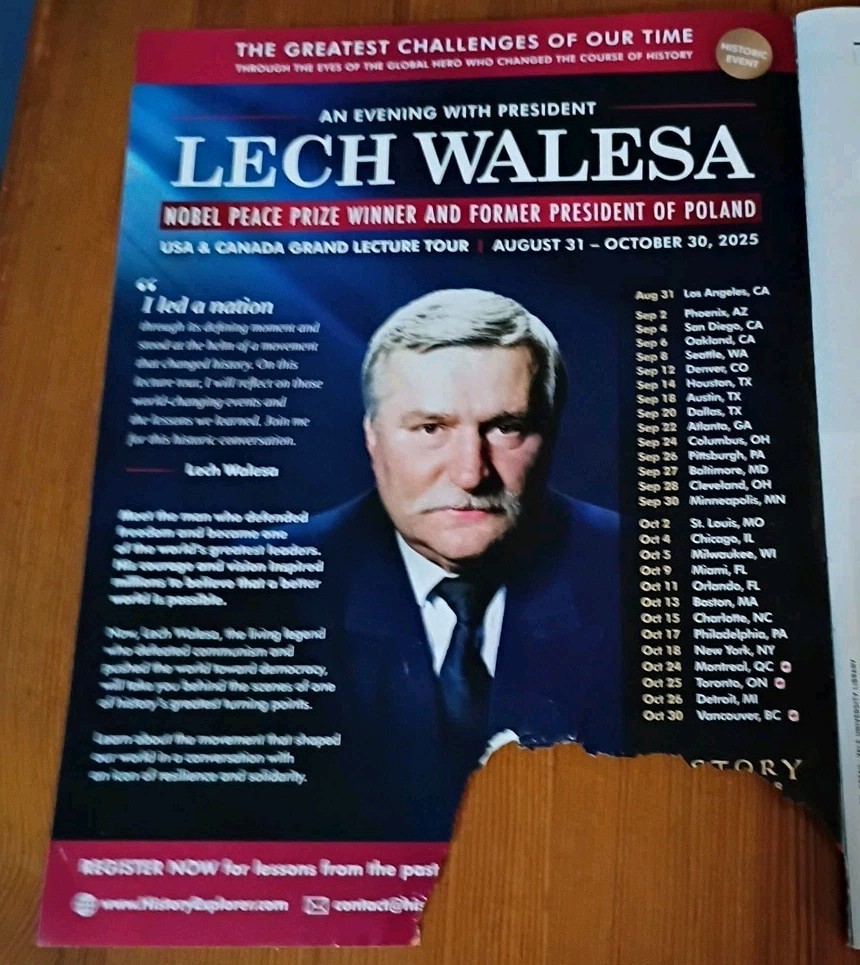 Smithsonian Magazine JULY AUGUST 2025 HEMINGWAY IN PAMPLONA Free US Ship