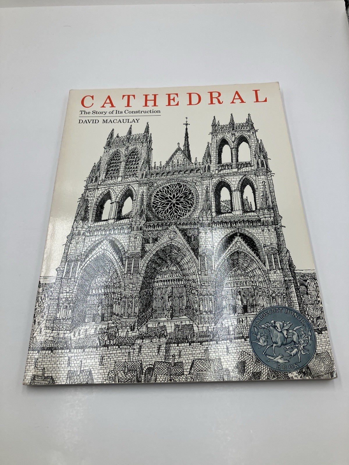 Lot of 3 David Macaulay Vintage Paperback Books Castle Cathedral Pyramid