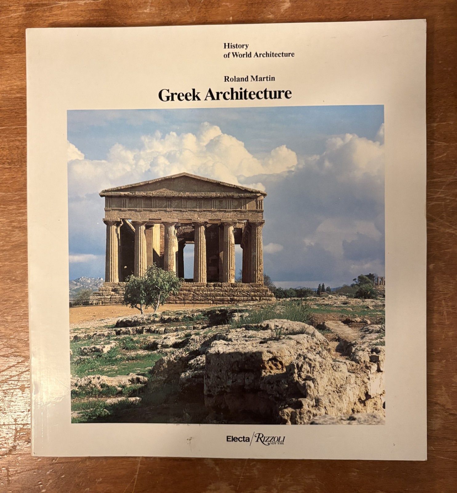 Greek Architecture: Crete, Greece, & the Greek World Roland Martin SC 1988