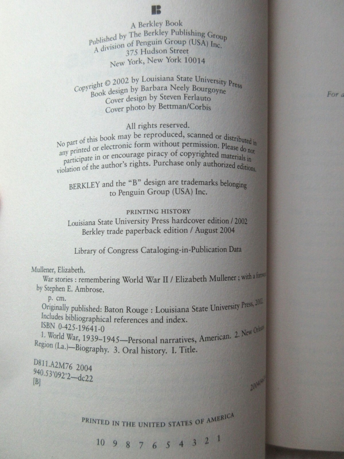 WAR STORIES REMEMBERING WORLD WAR II ELIZABETH MULLENER PB 2002 332 PAGE BERKLEY