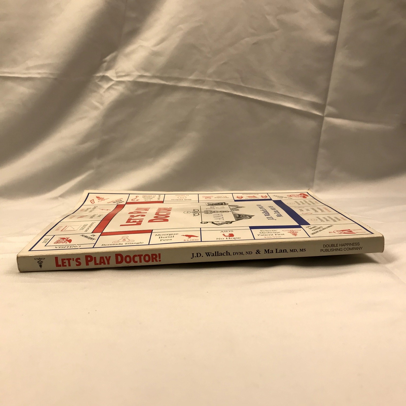 Let’s Play Doctor Paperback Illustrated Book by Joel D. Wallach and Ma Lan 1996