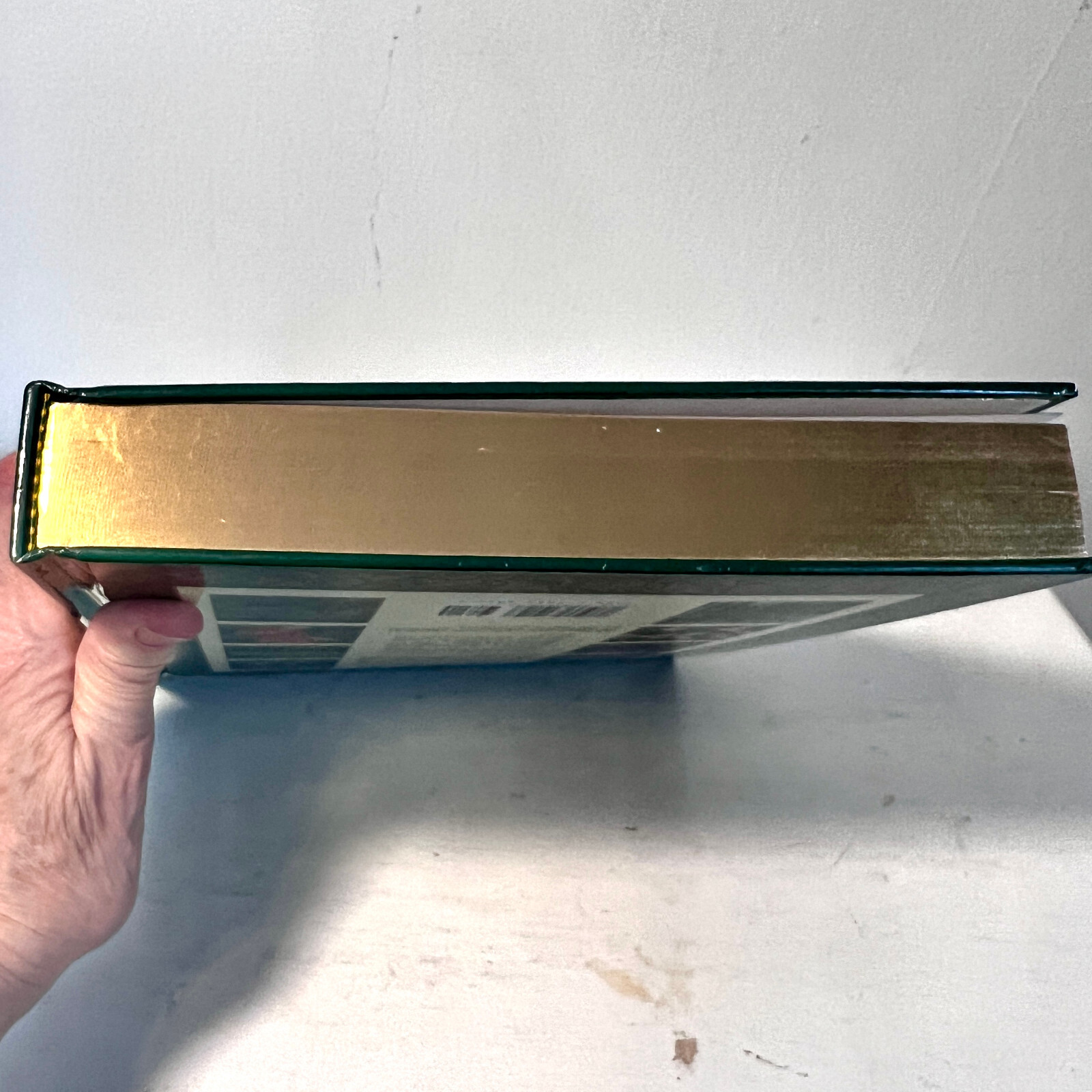 Treasury of Gardening Hardcover 1997 Full Color Clean Unread Condition 9.25 x 11