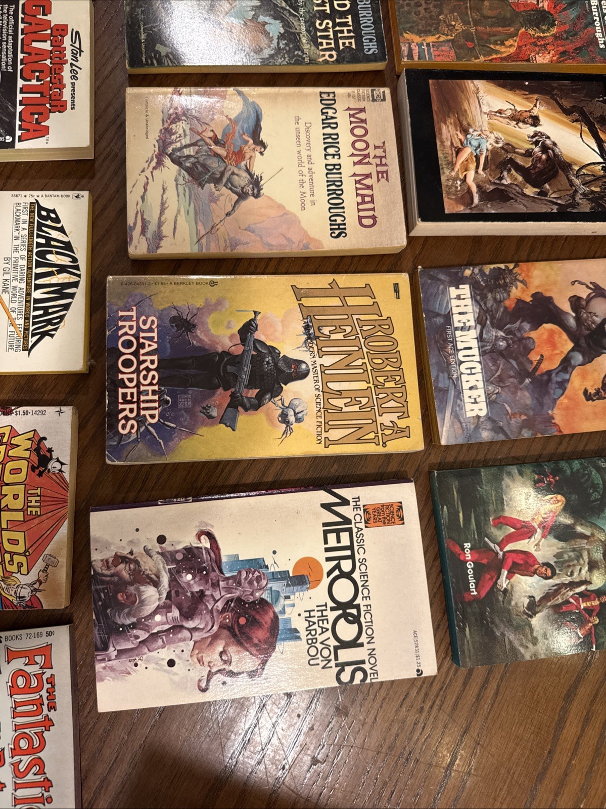 Wizards Warriors & You Book 2 The Siege of the Dragonriders LOT of 17 Books Z24