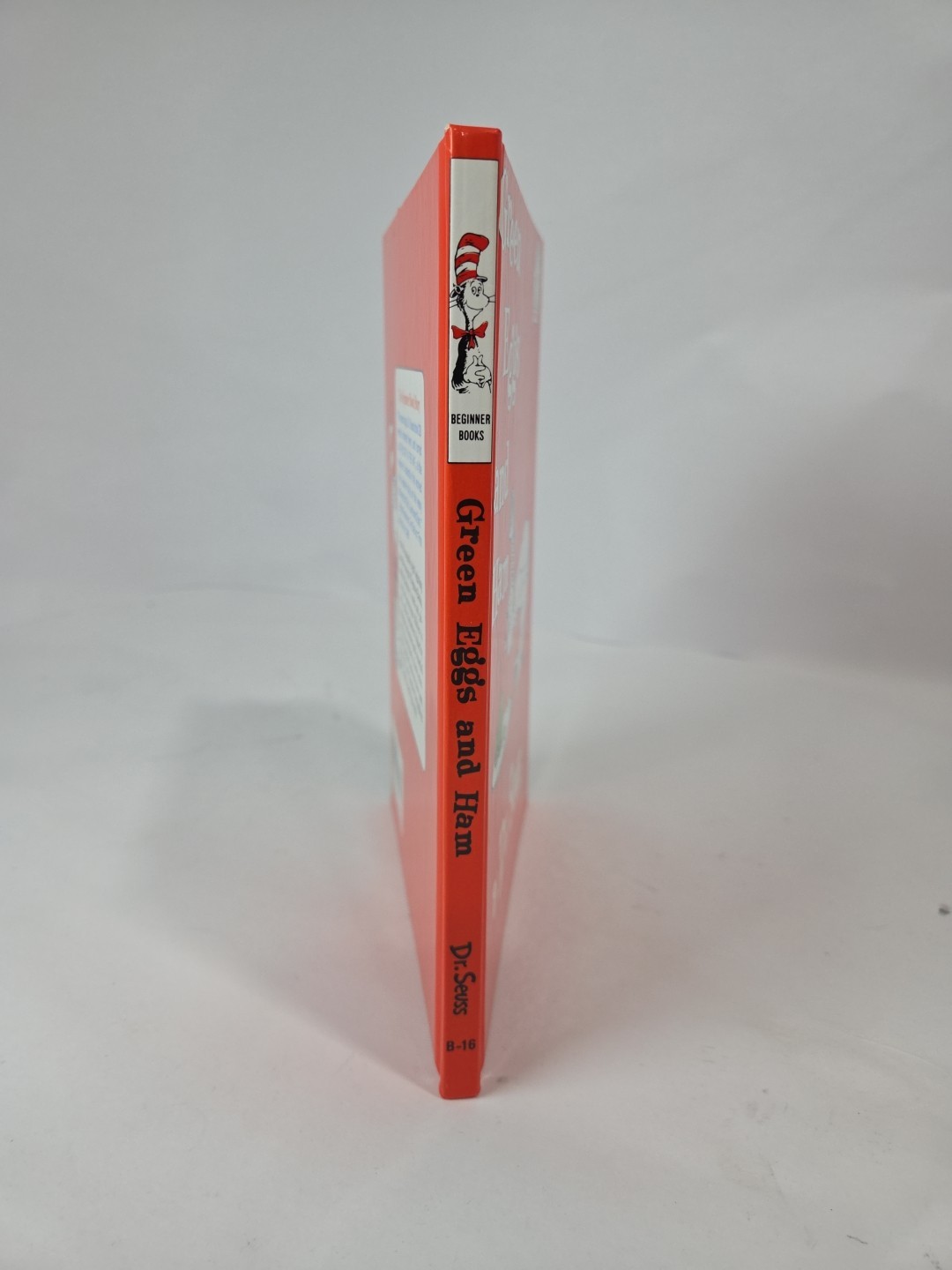 Dr. SUESS “Green Eggs and Ham” Hardcover Book -Good Condition