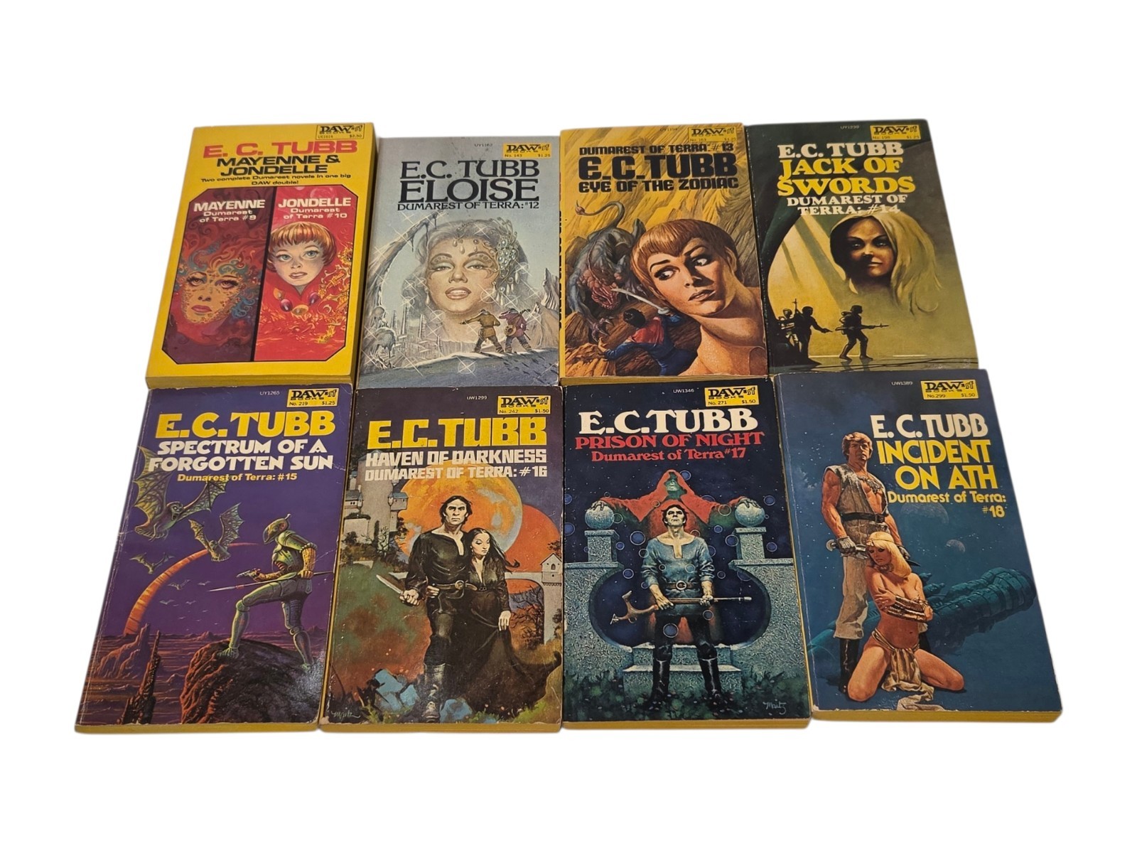 E.C. Tubb Dumarest of Terra Paperback Books Lot of 16 DAW FIRST PRINTING Sci-Fi